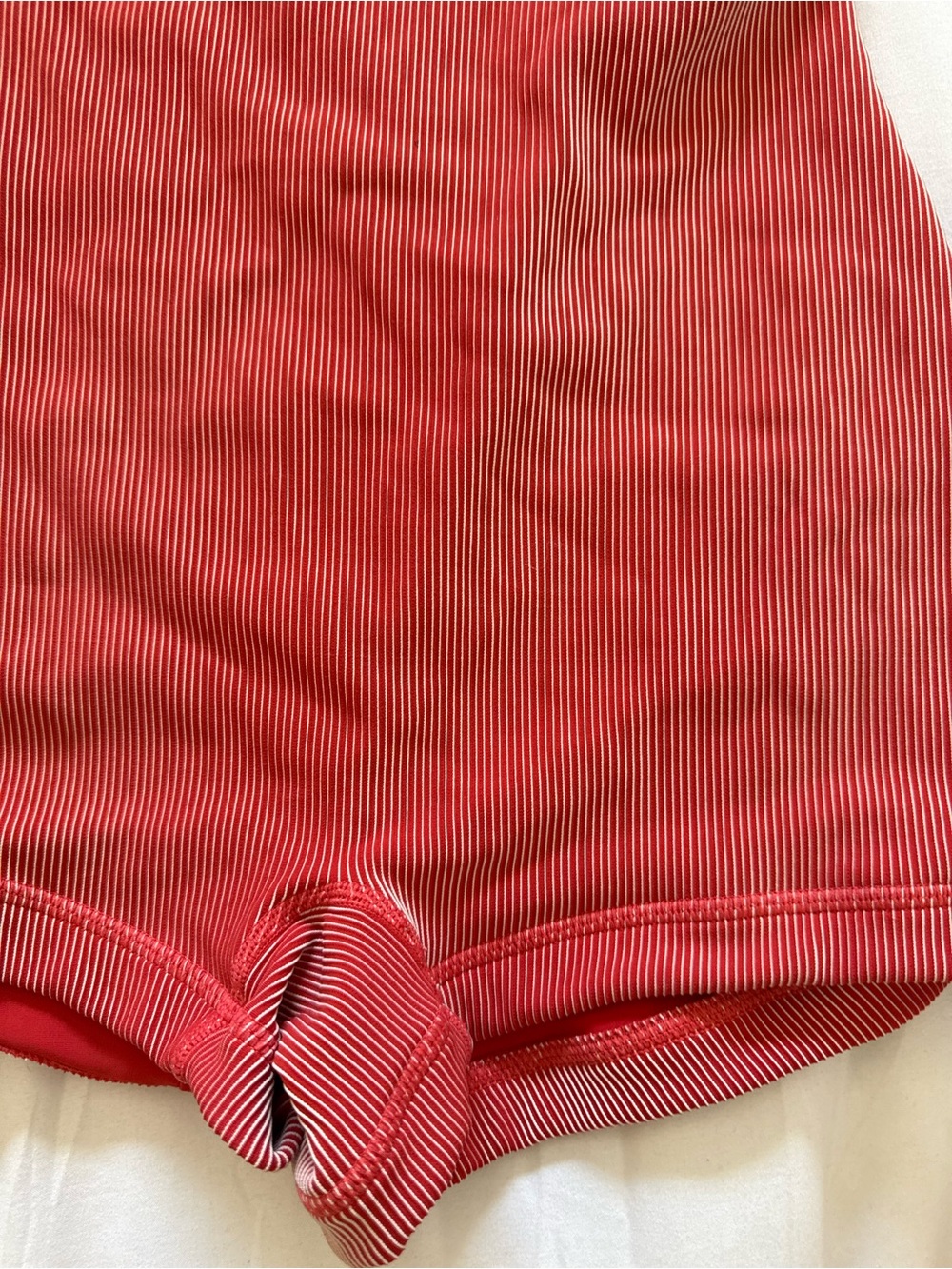 Zulu and zephyr surf onesie size 4 in chili - Picture 6 of 7